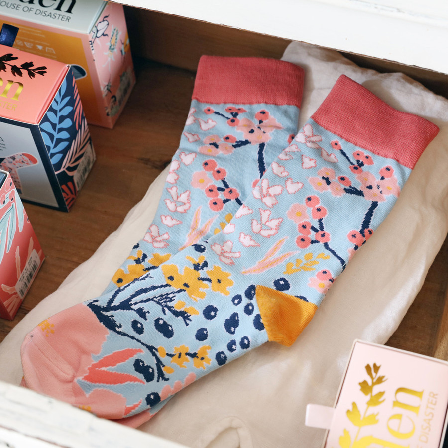 House Of Disaster Eden Blue Floral Socks 0v8a0002 900x900